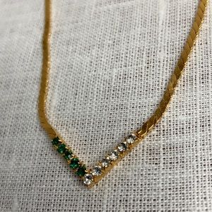 Rhinestone V Necklace